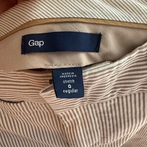 [The GAP] Women’s Beige/White Striped Chinos